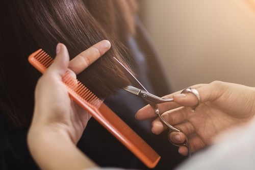 Salon de beauté avec des prestations de coiffure à Pantin